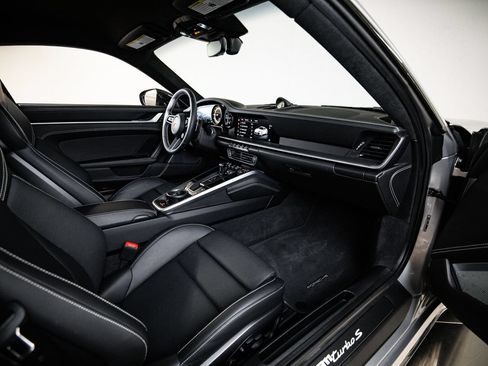 Used 2022 Porsche 911 Turbo S AWD/4WD image 28