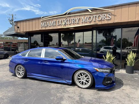 Used 2020 Honda Accord Sport image 1