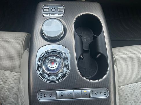 Used 2023 Genesis GV60 Performance image 16