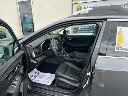 Used 2025 Subaru Outback Touring XT AWD/4WD image 9