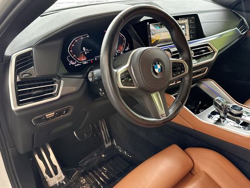 Used 2022 BMW X6 xDrive40i w/ M Sport Package AWD/4WD image 9