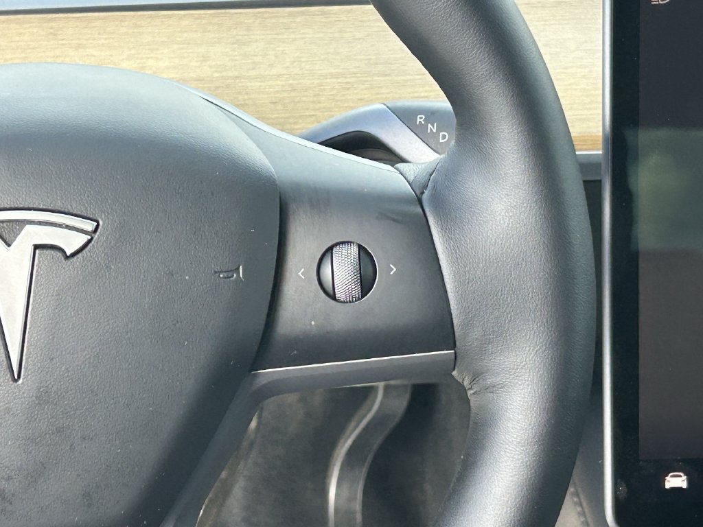 Used 2023 Tesla Model Y Long Range AWD/4WD image 19