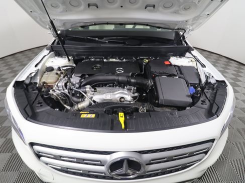 Used 2021 Mercedes-Benz GLB 250 image 20
