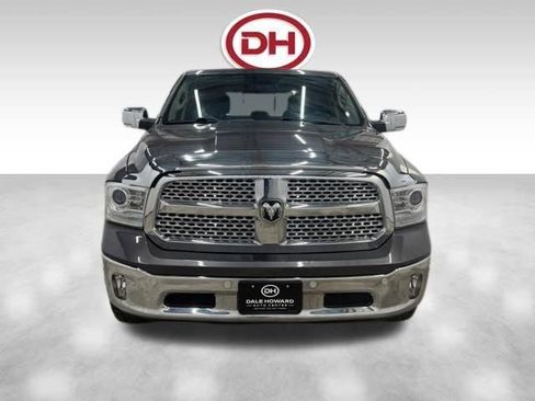 Used 2018 RAM 1500 Laramie w/ Convenience Group AWD/4WD image 8