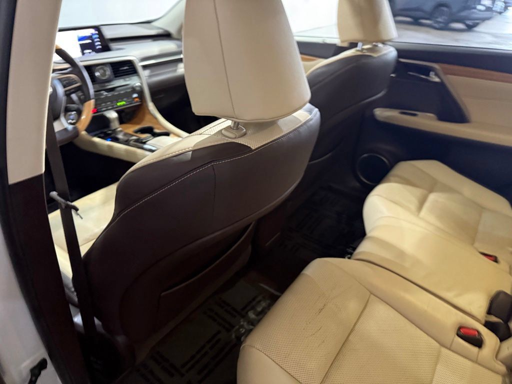 Used 2018 Lexus RX 350L AWD image 30