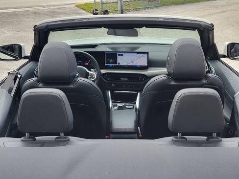 Used 2026 BMW 430i Convertible RWD image 9