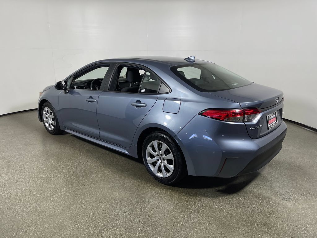 Certified 2025 Toyota Corolla LE FWD image 5