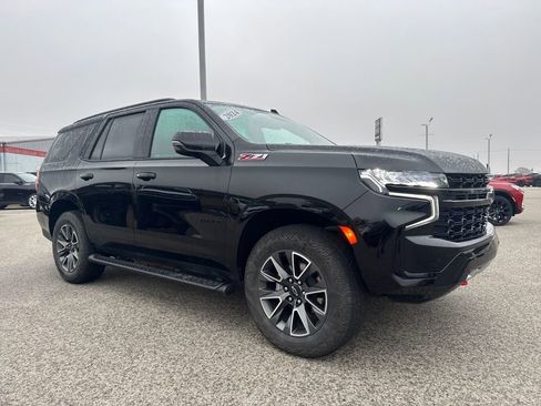 Used 2024 Chevrolet Tahoe Z71 w/ Luxury Package image 7