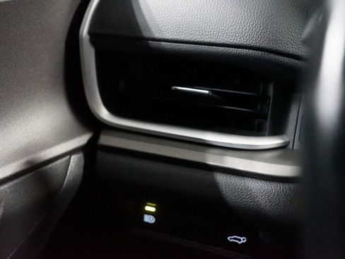 Certified 2024 Toyota Grand Highlander FWD image 24