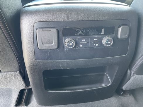 Used 2020 Chevrolet Tahoe Premier RWD image 37