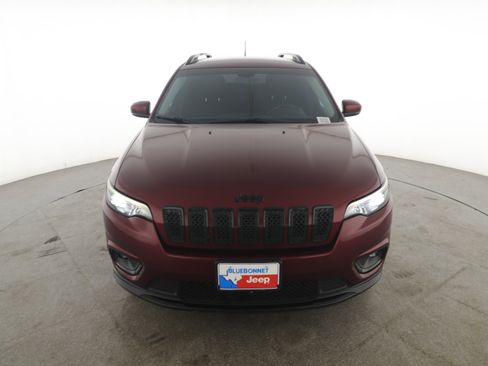 Certified 2019 Jeep Cherokee Latitude Plus image 2