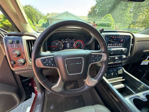 Used 2016 GMC Sierra 3500 Denali w/ Duramax Plus Package AWD/4WD image 15