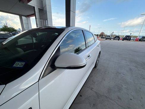 Used 2019 Kia Optima S w/ S Panoramic Sunroof Package FWD image 4