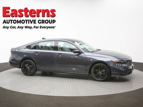 Used 2025 Honda Accord SE image 47