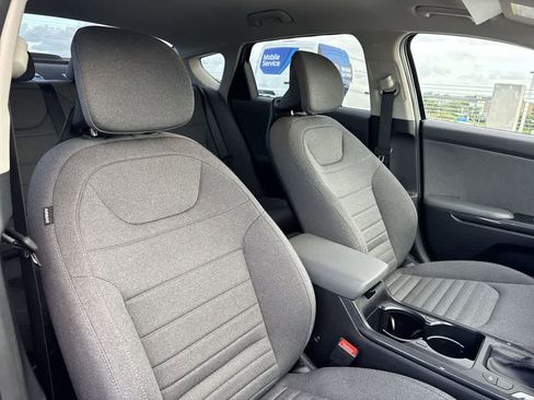 Used 2025 Kia K4 EX FWD image 26