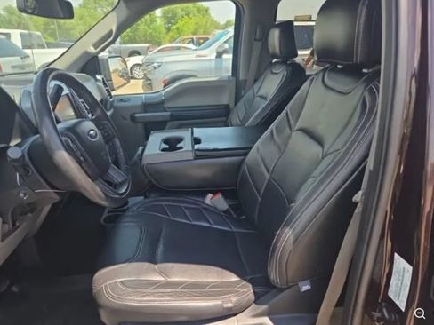 Used 2019 Ford F150 XLT w/ Equipment Group 302A Luxury AWD/4WD image 3