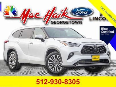 Used 2022 Toyota Highlander Platinum