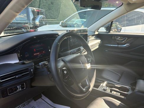 Used 2023 Lincoln Corsair AWD w/ Equipment Group 101A image 16