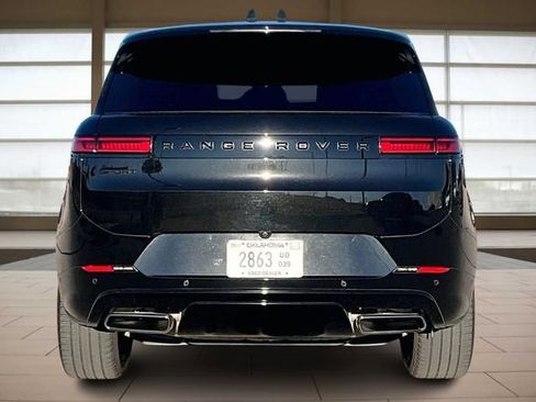 Used 2024 Land Rover Range Rover Sport Dynamic SE image 4
