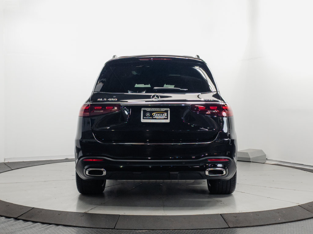 Certified 2026 Mercedes-Benz GLS 450 4MATIC image 31