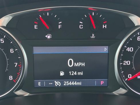 Used 2024 Chevrolet Blazer LT FWD image 24
