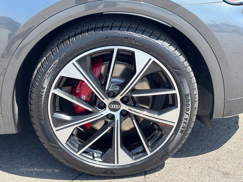 Used 2021 Audi SQ5 Premium Plus w/ Premium Plus Package AWD/4WD image 28