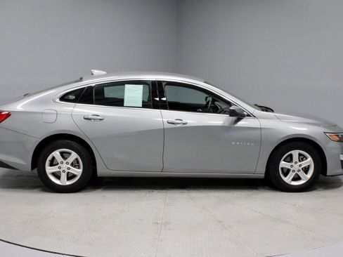 Used 2024 Chevrolet Malibu LT image 6