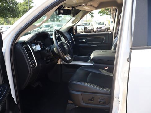 Used 2017 RAM 1500 Laramie RWD image 25