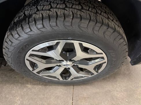 Used 2024 Subaru Forester Premium w/ POP Package 3 image 27