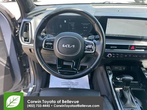 Used 2024 Kia Sorento SX Prestige AWD/4WD image 24