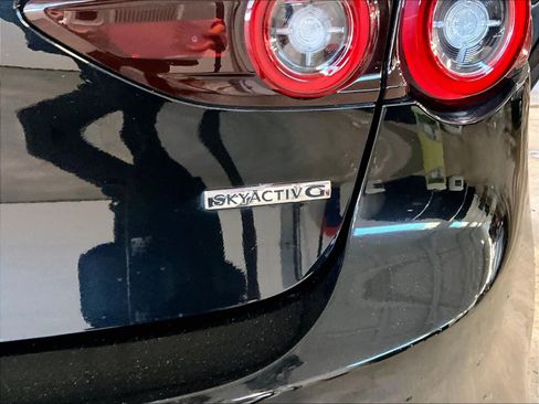 Used 2025 MAZDA MAZDA3 s Sport image 26