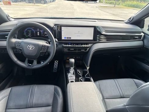 Used 2026 Toyota Camry XSE w/ Premium Package FWD image 9