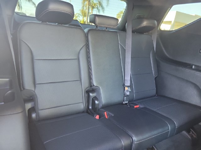 Used 2026 Chevrolet Traverse High Country w/ LPO, Floor Liner Package FWD image 25