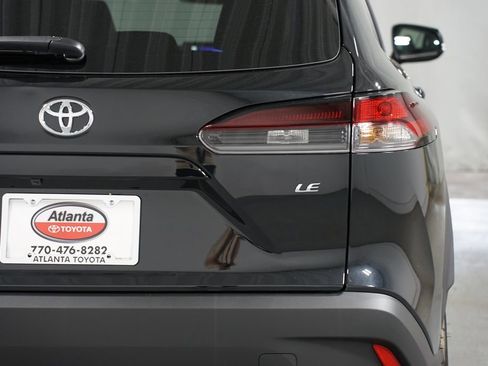 Certified 2026 Toyota Corolla Cross LE w/ Moonroof Package FWD image 10