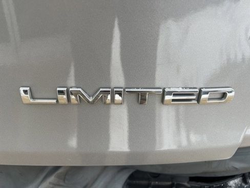 Certified 2016 Jeep Cherokee Limited image 6