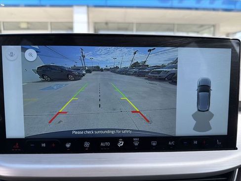 Used 2025 Ford Escape Platinum AWD/4WD image 19