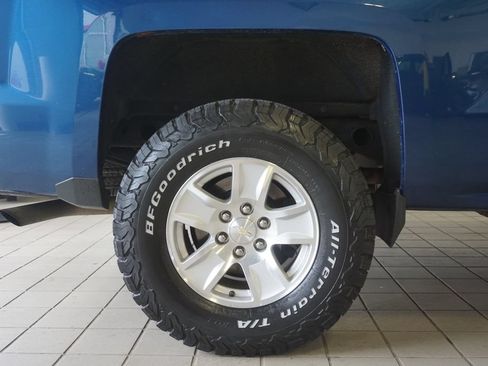 Used 2017 Chevrolet Silverado 1500 LT w/ All Star Edition AWD/4WD image 27