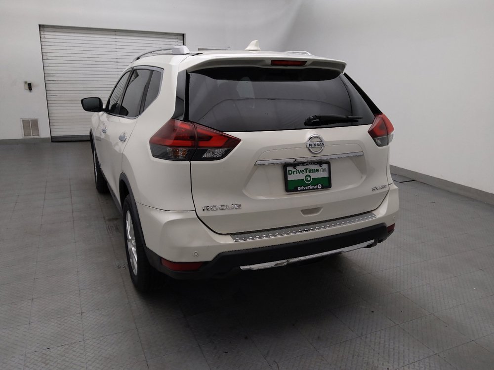 Used 2020 Nissan Rogue SV AWD/4WD image 6