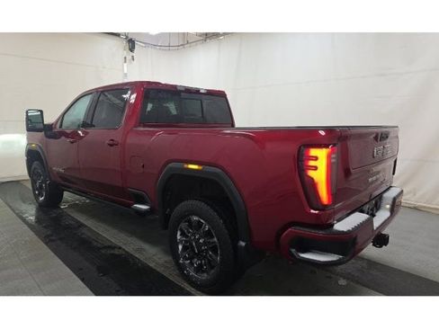 Used 2024 GMC Sierra 2500 AT4 w/ AT4 Premium Plus Package image 5