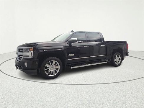 Used 2016 Chevrolet Silverado 1500 High Country w/ High Country Premium Package image 4
