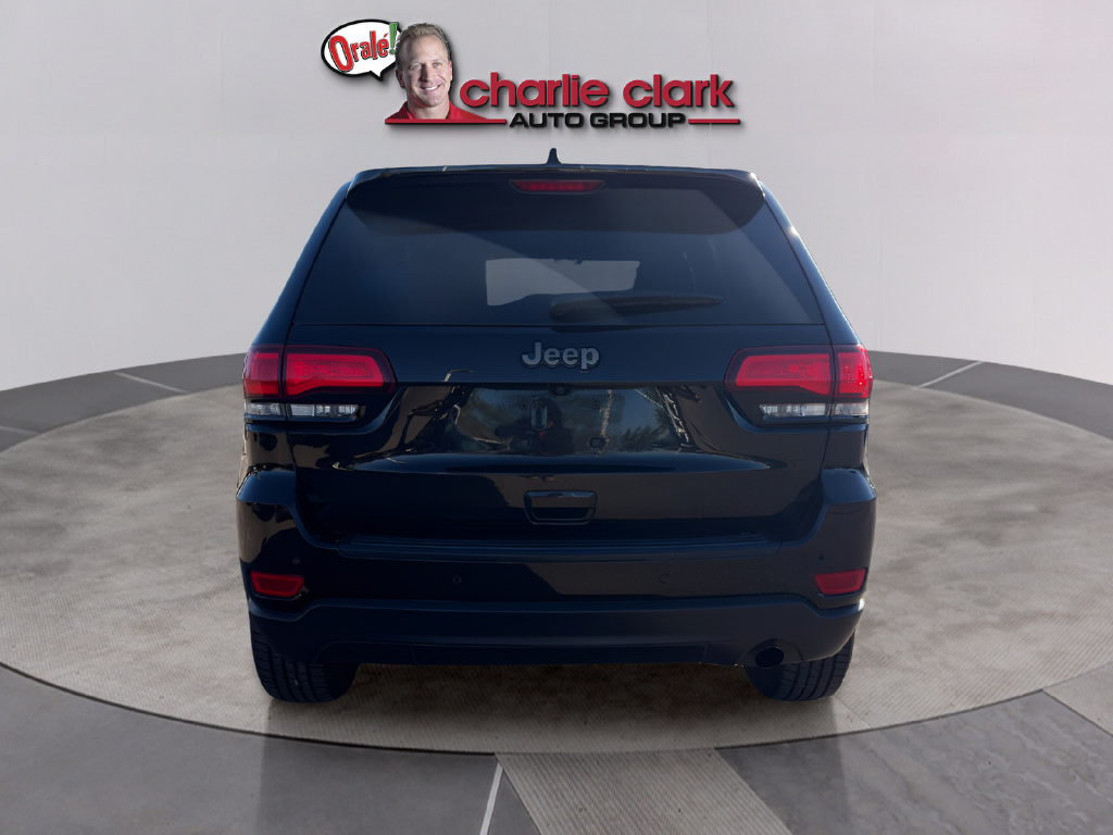 Used 2017 Jeep Grand Cherokee Laredo 75th Anniversary RWD image 4
