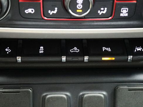 Used 2016 GMC Sierra 1500 SLT AWD/4WD image 26