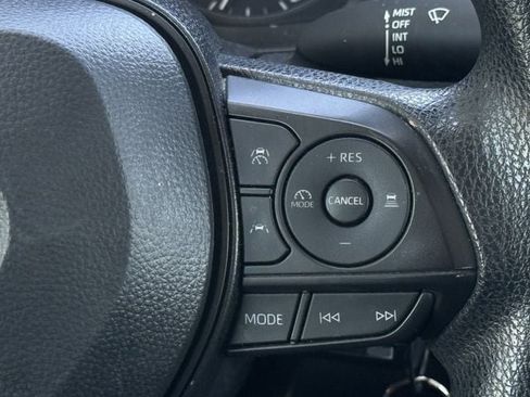 Used 2025 Toyota Corolla LE FWD image 15