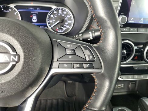 Used 2024 Nissan Sentra SR w/ Lighting Package image 24