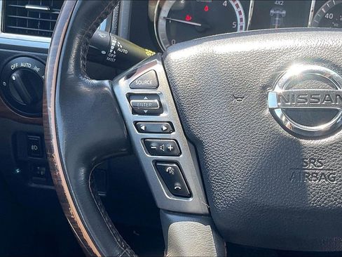 Used 2017 Nissan Titan Platinum Reserve AWD/4WD image 16