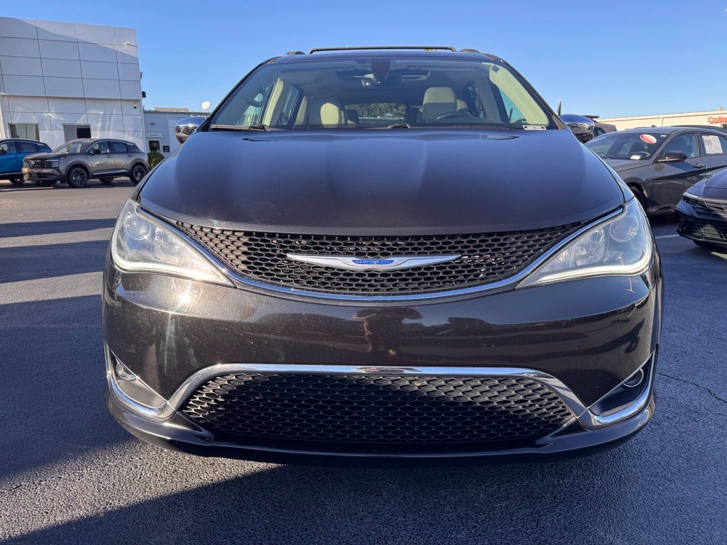 Used 2019 Chrysler Pacifica Limited FWD image 8
