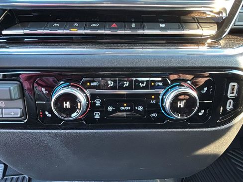 New 2026 GMC Sierra 1500 Elevation image 19