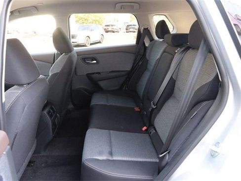 Certified 2023 Nissan Rogue SV image 9