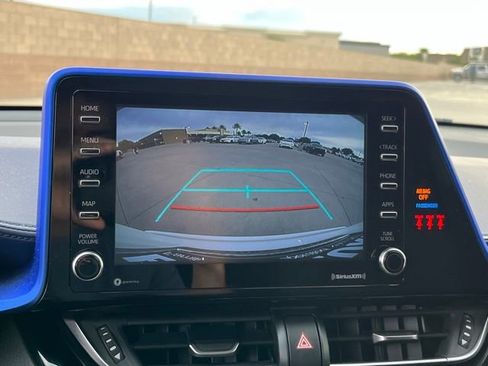 Used 2021 Toyota C-HR XLE image 20