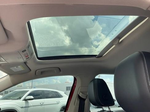 New 2026 Volkswagen Jetta SE FWD image 19